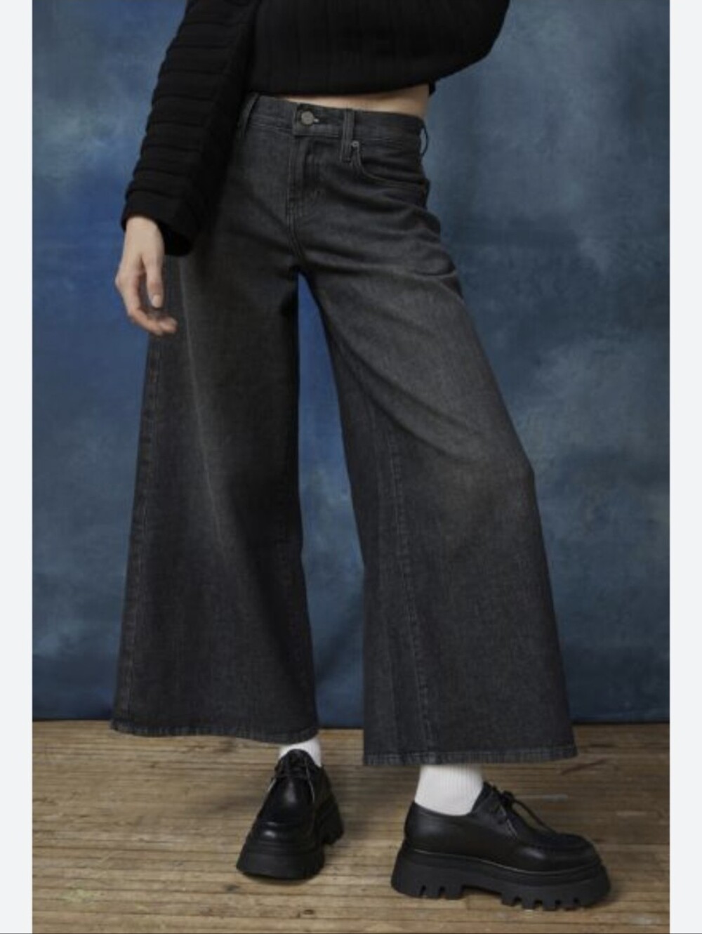 BDG Joey Mid Rise Wide Leg Jeans Inseam 28" Size 30 In Black Noir